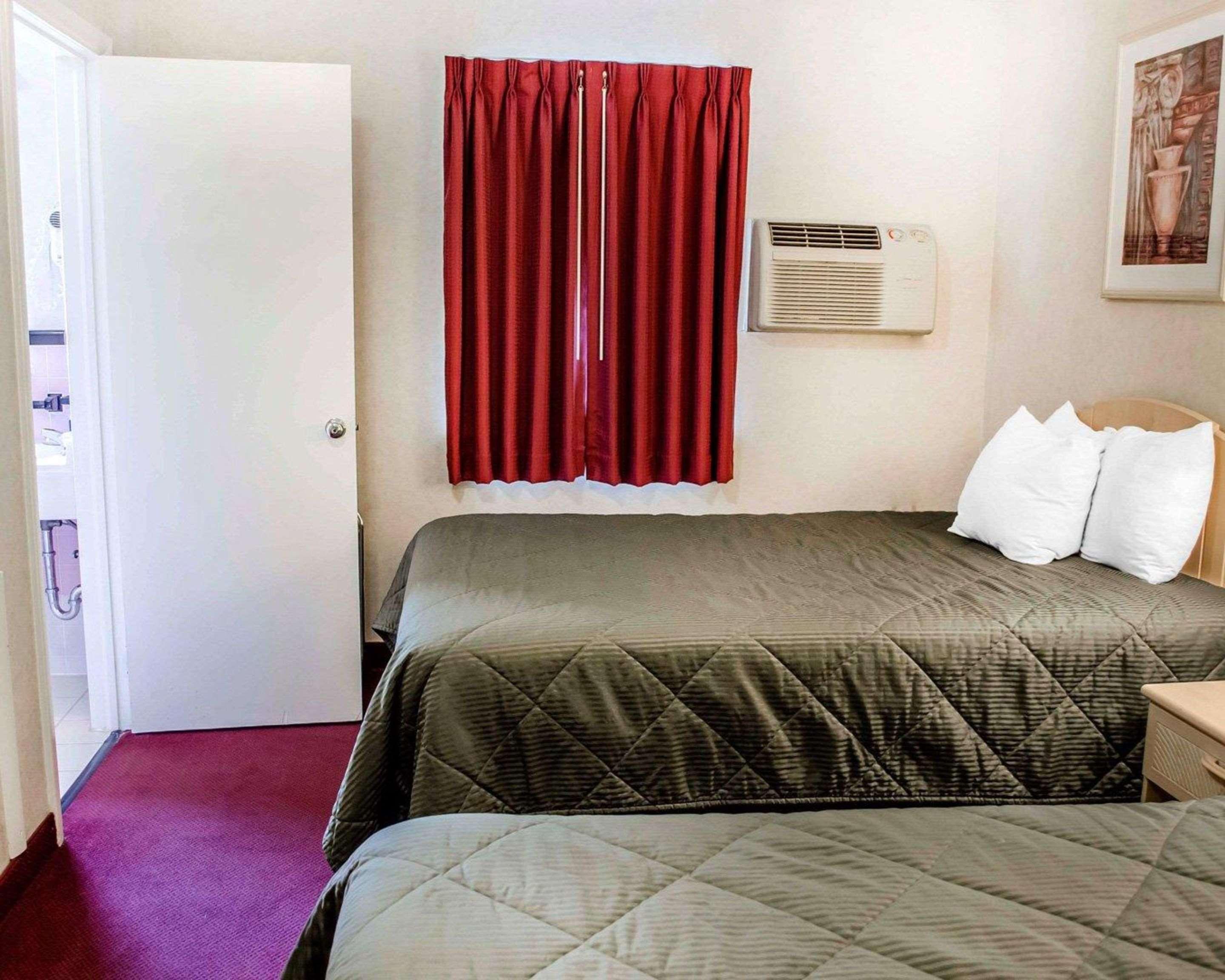 Rodeway Inn Dillsburg Eksteriør billede