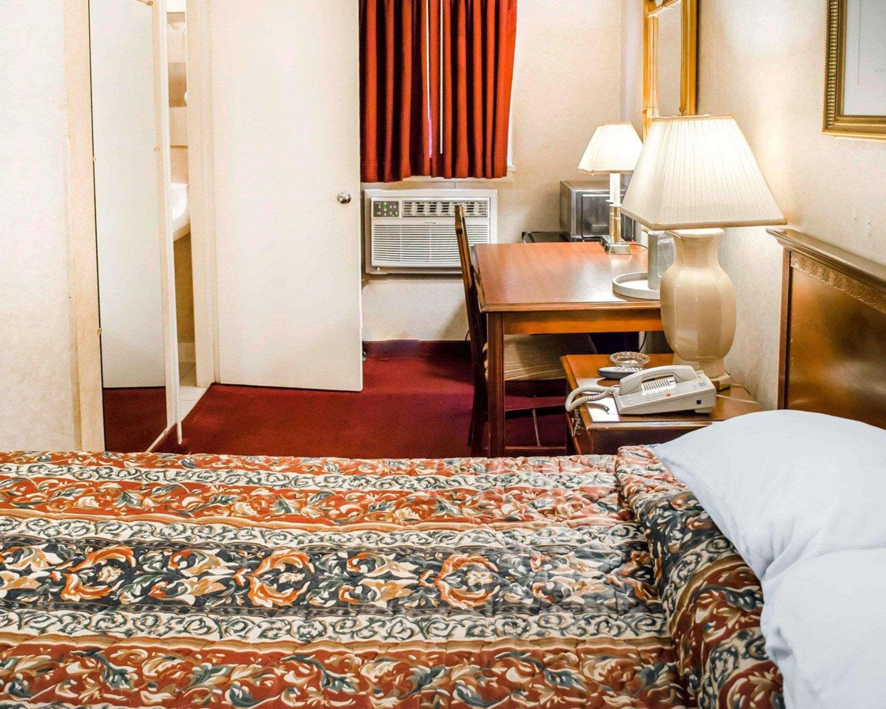 Rodeway Inn Dillsburg Eksteriør billede