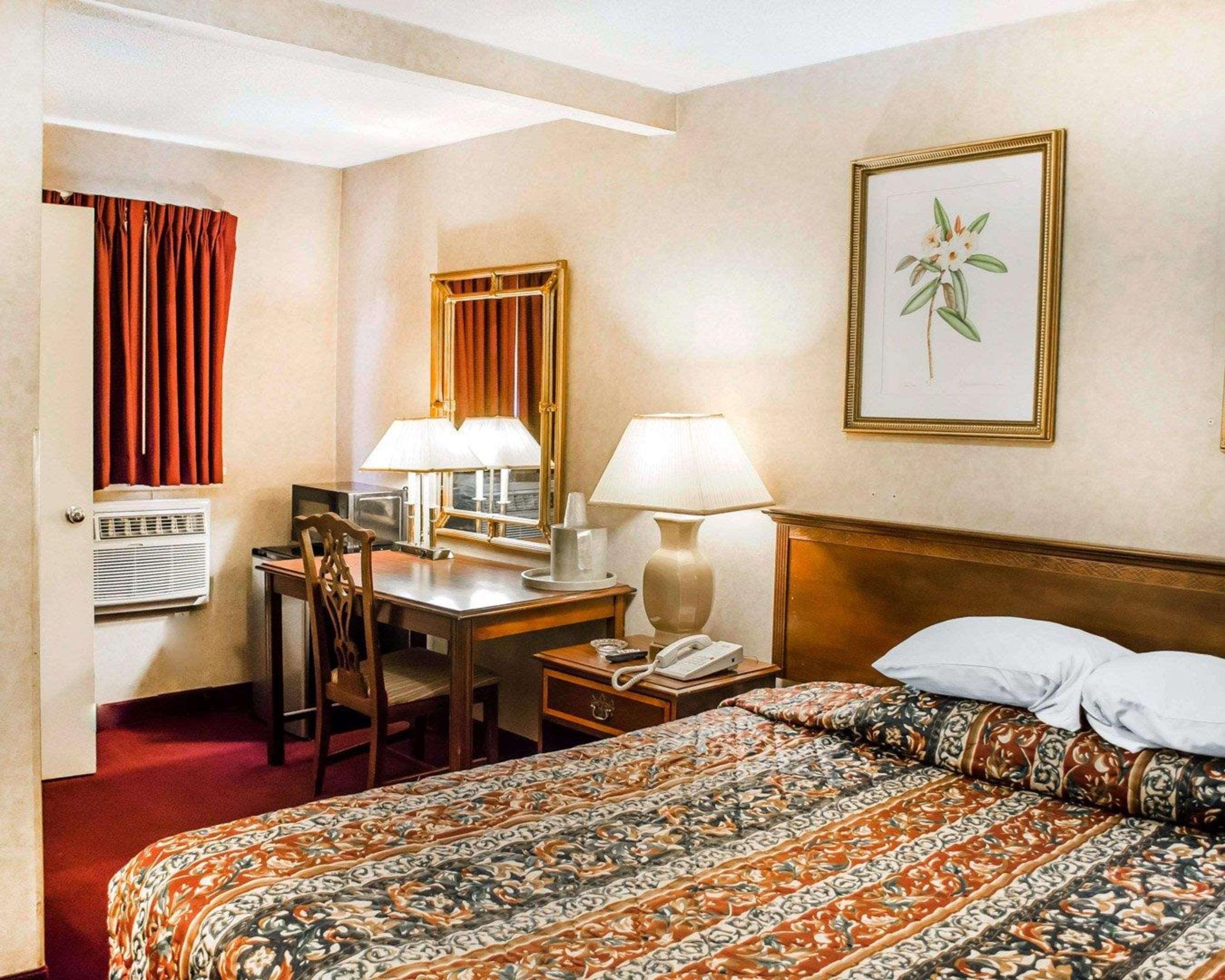 Rodeway Inn Dillsburg Eksteriør billede